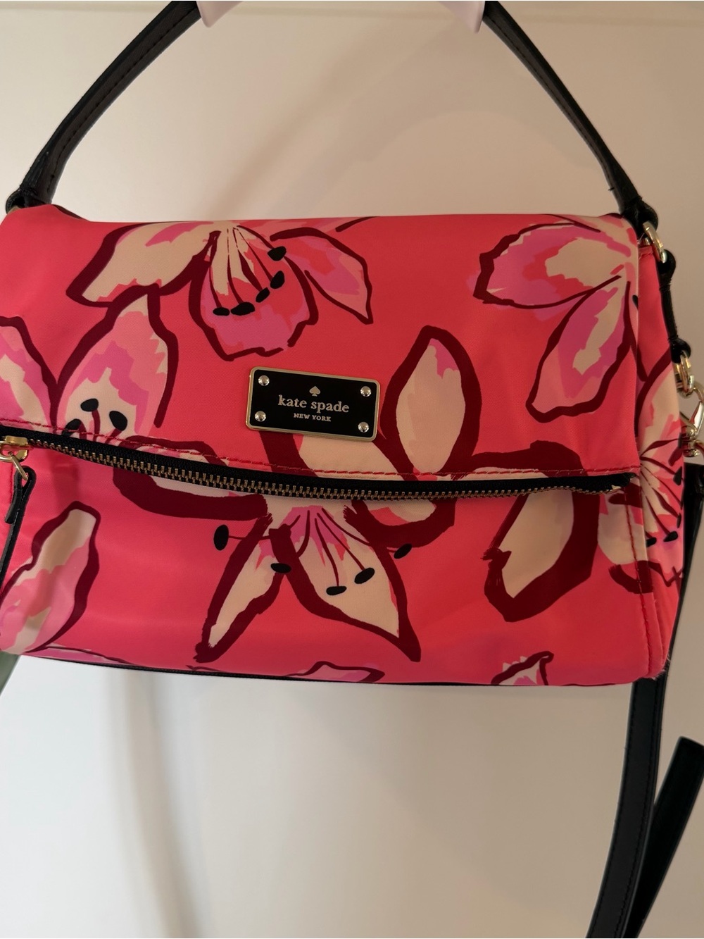 kate spade pink floral shoulder bag with black strap